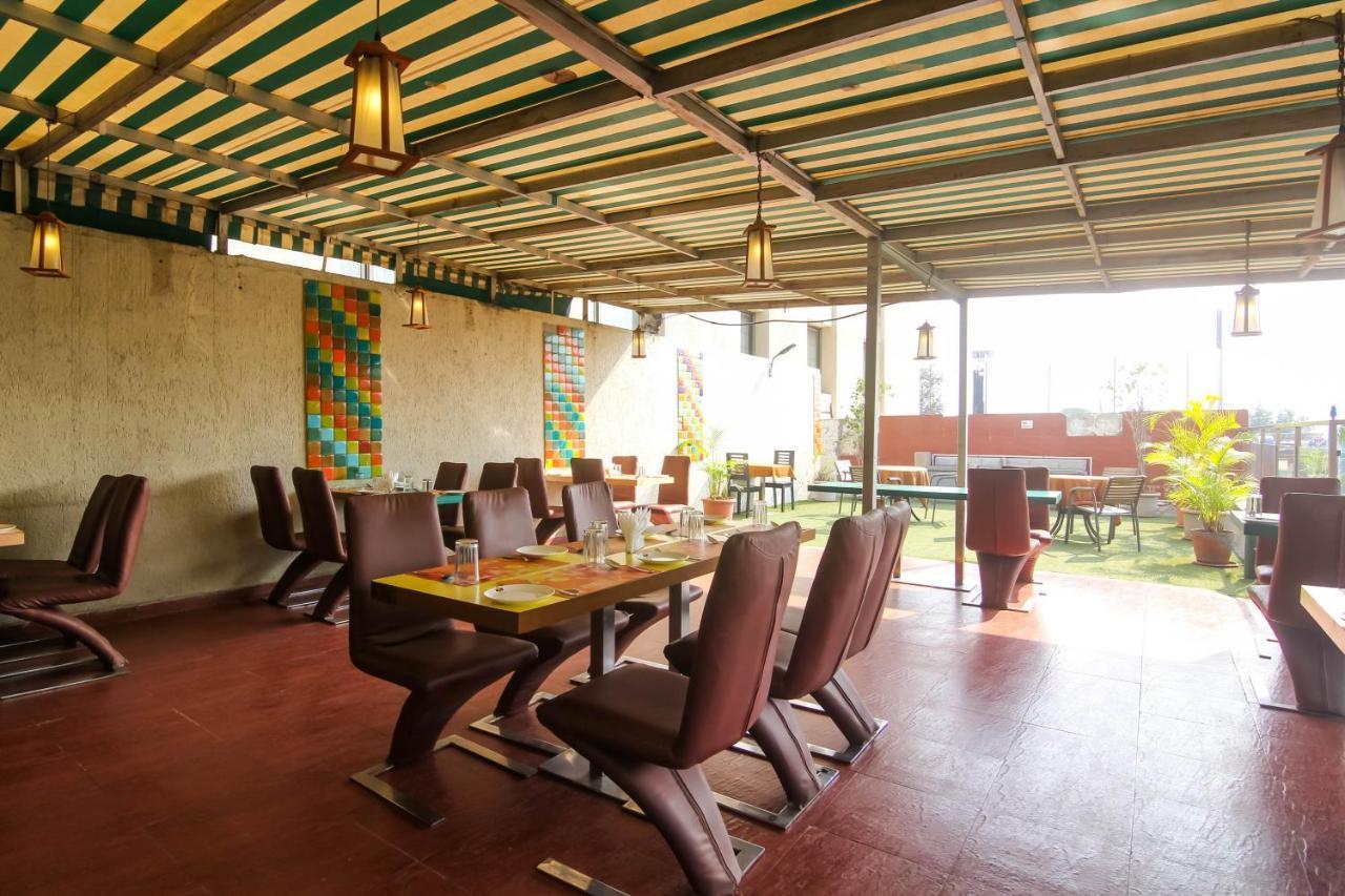 Hotel Lxia Hinjewadi - Indian Nationals Only Pimpri-Chinchwad Екстериор снимка