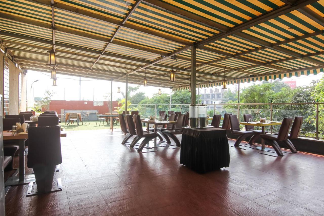 Hotel Lxia Hinjewadi - Indian Nationals Only Pimpri-Chinchwad Екстериор снимка